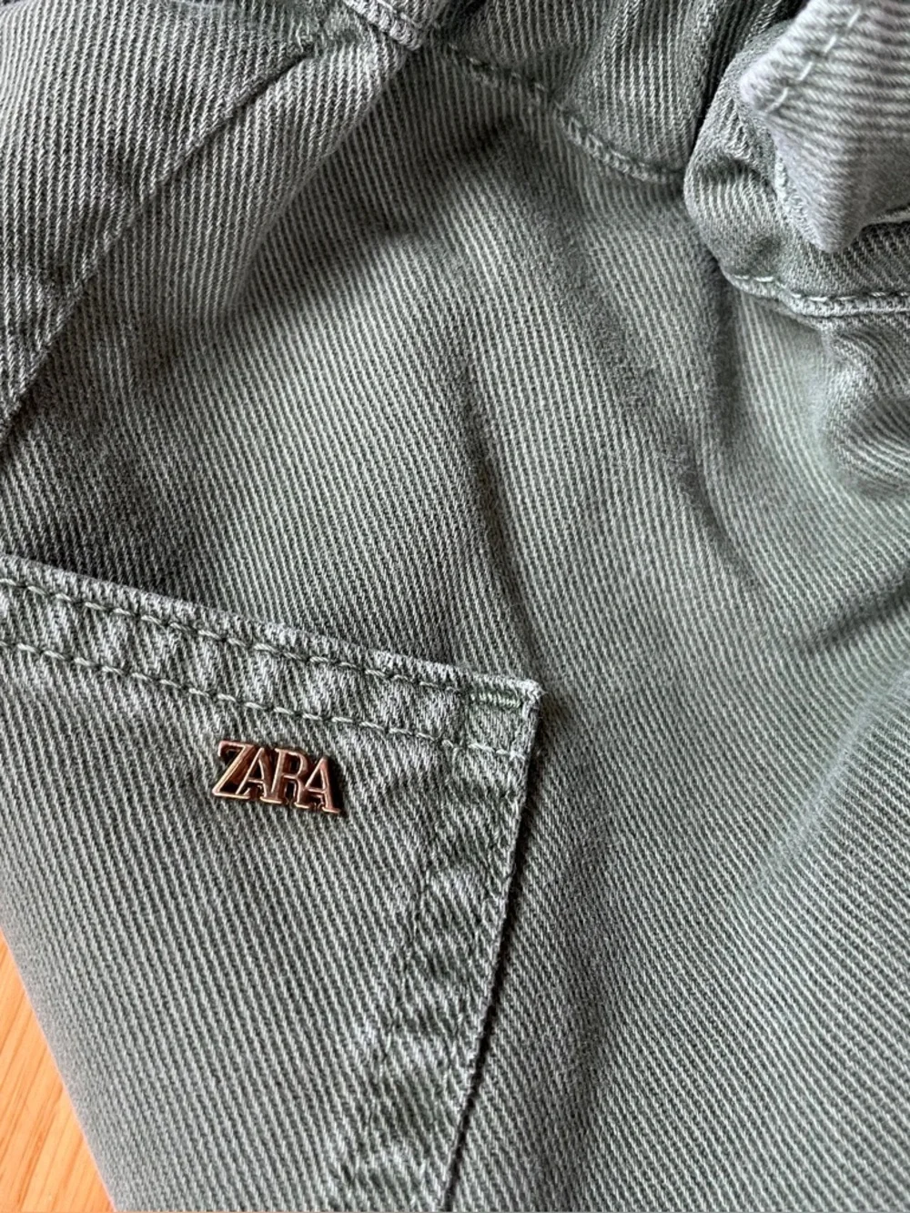 Zara bluish bold